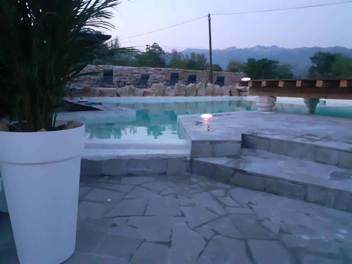 B&B Wellness Mama Mia Obrovac Exterior foto